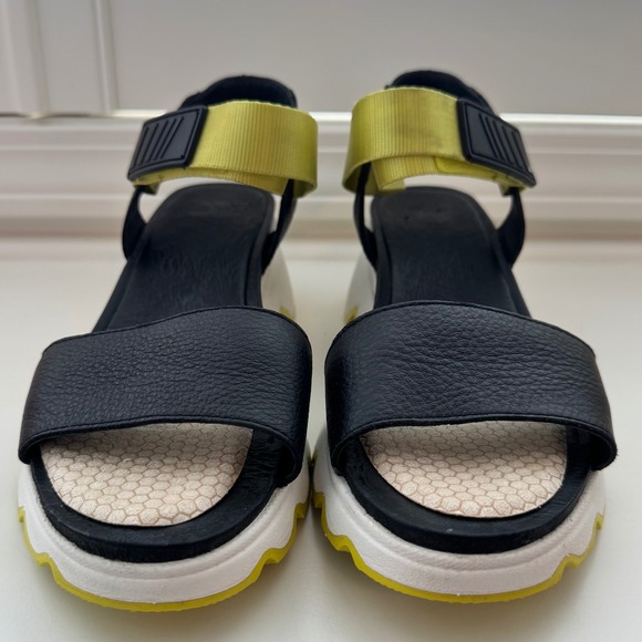 Sorel NL3567 012 Women's Black Yellow Platform Sporty Sandals Size 10 EUC - Picture 3 of 8